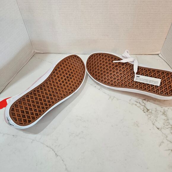 Vans NWT Men's 8, Women's 9.5 - Picture 9 of 10